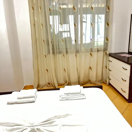 Leonard Appartement *