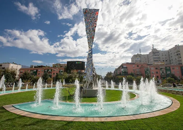 Leonard Apartamento Tirana