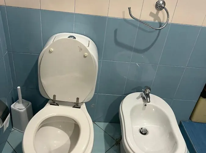Leonard Apartamento Tirana