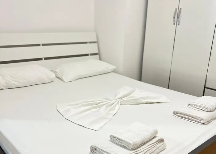 Apartamento Leonard Tirana